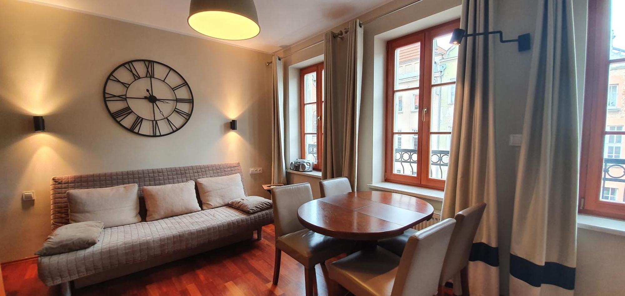 Patio Apartments - Old Town กดัญสก์ ห้อง รูปภาพ