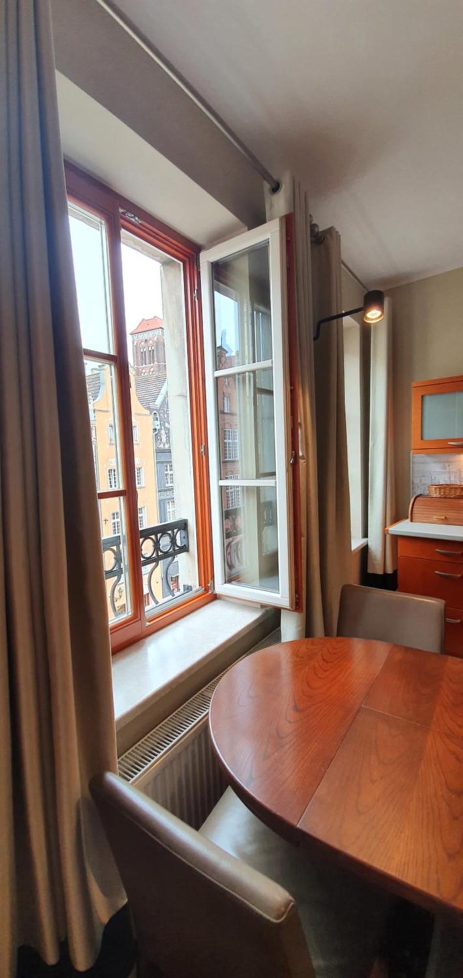 Patio Apartments - Old Town กดัญสก์ ห้อง รูปภาพ