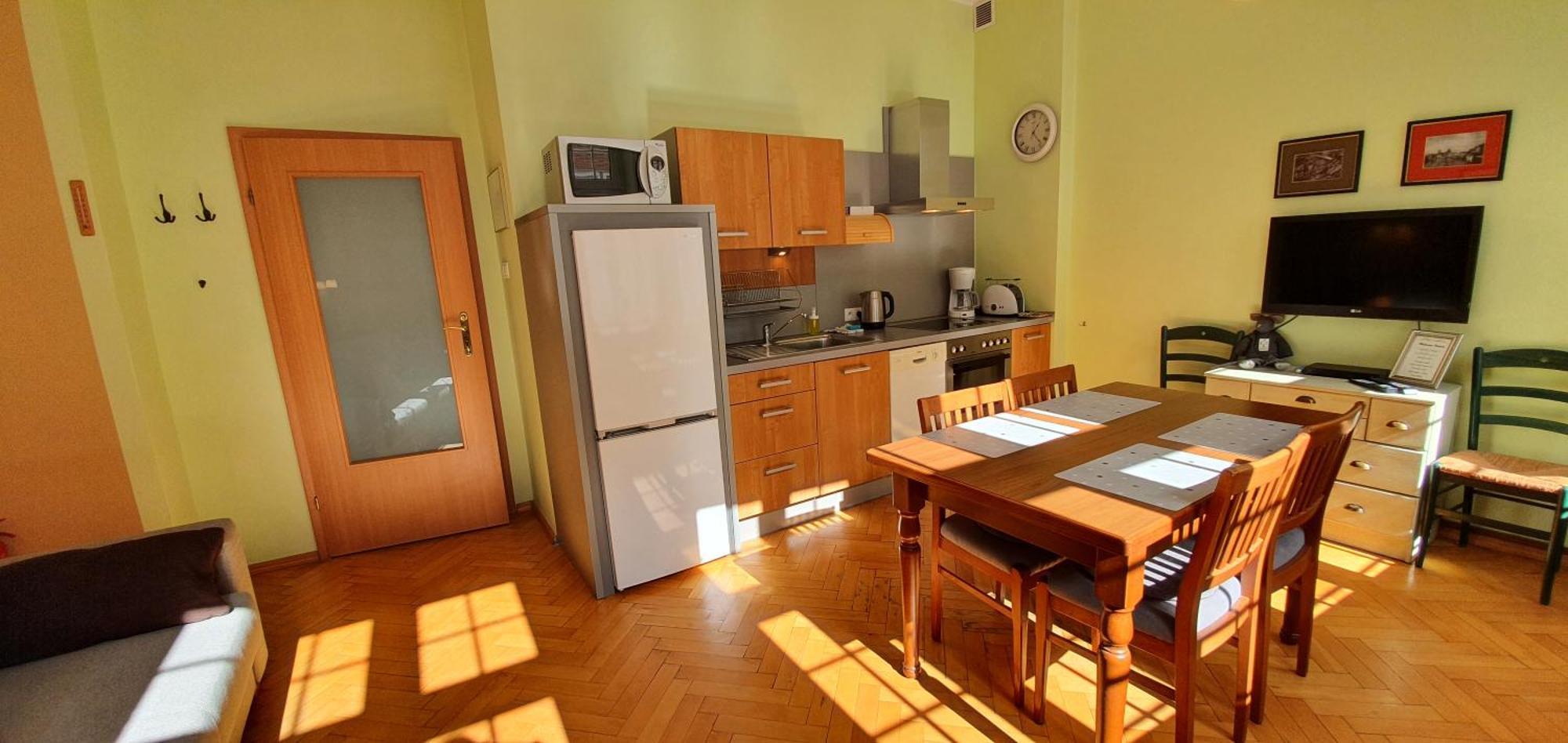 Patio Apartments - Old Town กดัญสก์ ห้อง รูปภาพ