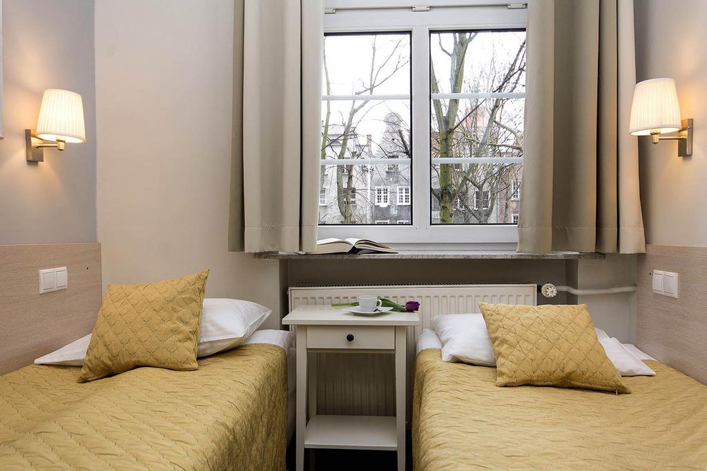 Patio Apartments - Old Town กดัญสก์ ภายนอก รูปภาพ
